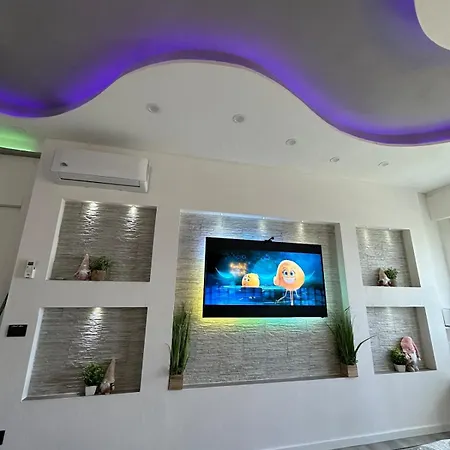 Sunset Mode Trilocale Con Piscina דירה *